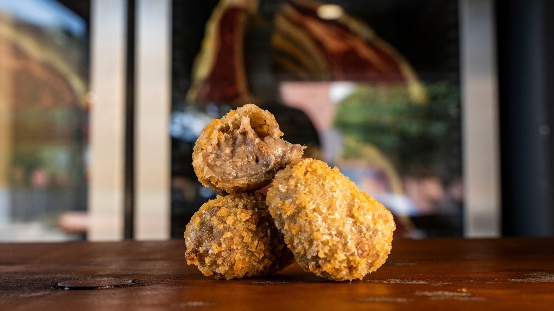 Croqueta de cecina de buey