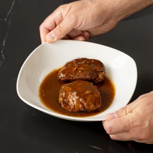 Carrillada ibérica de cerdo al vino tinto